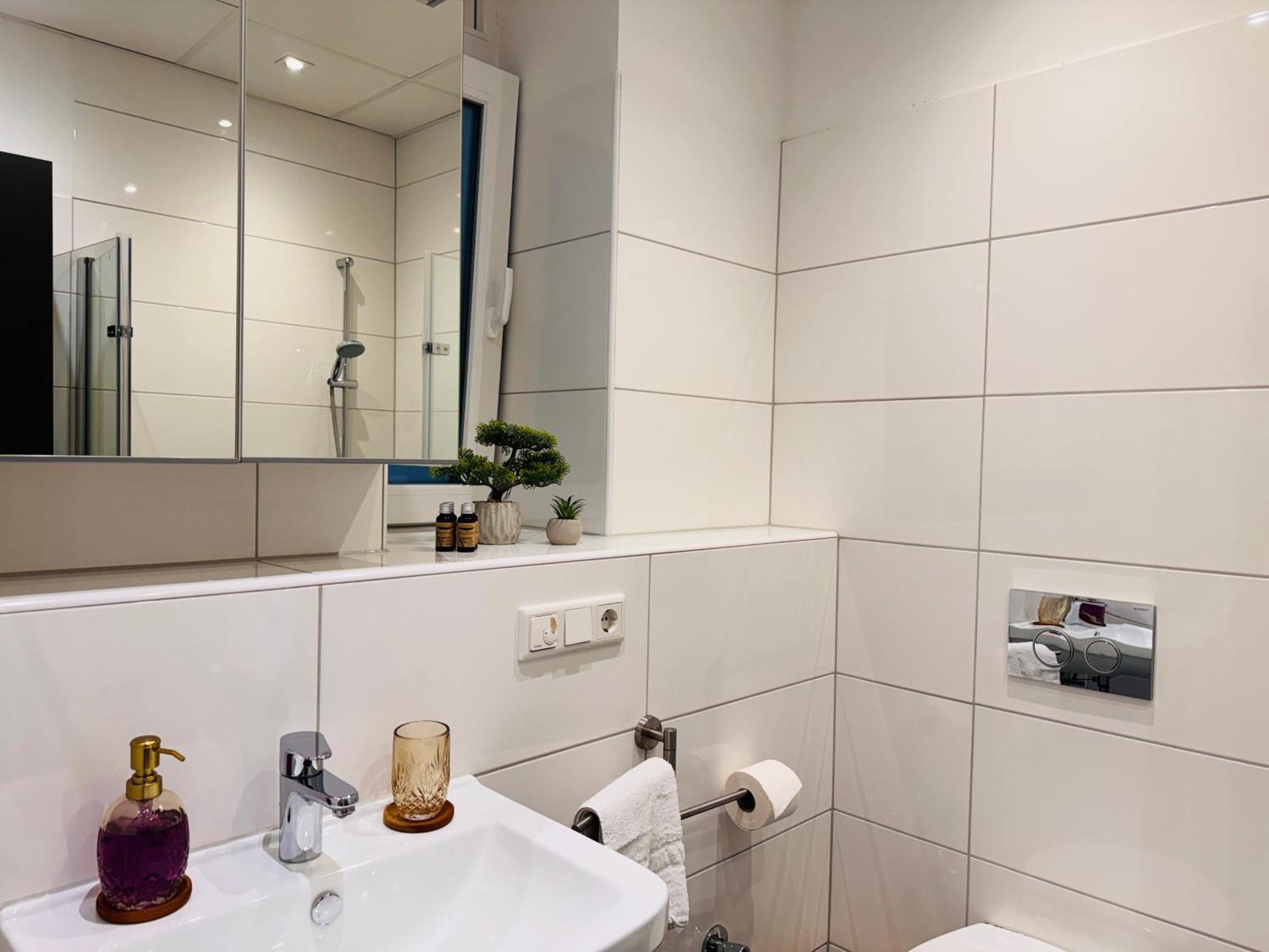 Klassen Stay - Designer Altbau Apartment Mit 2 Zimmer - Naehe Zentrum Und Rhein Koblenz  Eksteriør billede